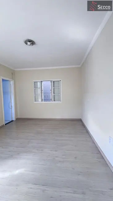 Foto 6 de Casa com 2 quartos à venda, 1050m2 em Botucatu - SP