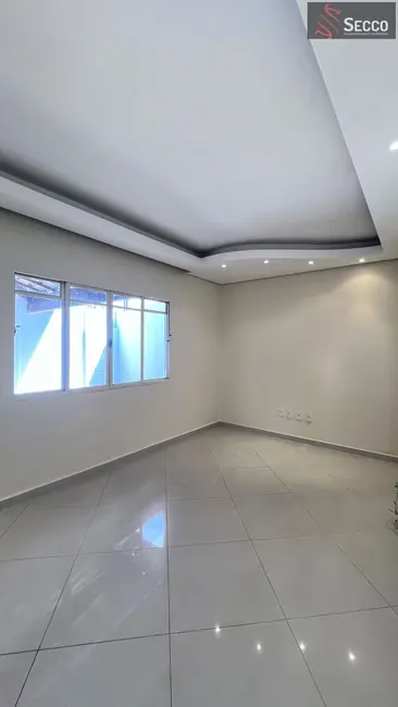 Foto 5 de Casa com 2 quartos à venda, 1050m2 em Botucatu - SP