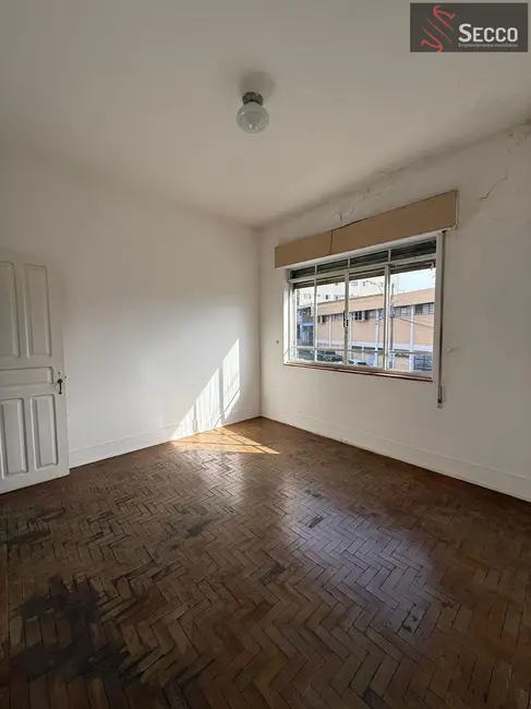 Casa com 4 quartos para alugar, 1050m2 em Botucatu - SP - imagem 5 Foto 5 de Casa com 4 quartos para alugar, 1050m2 em Botucatu - SP