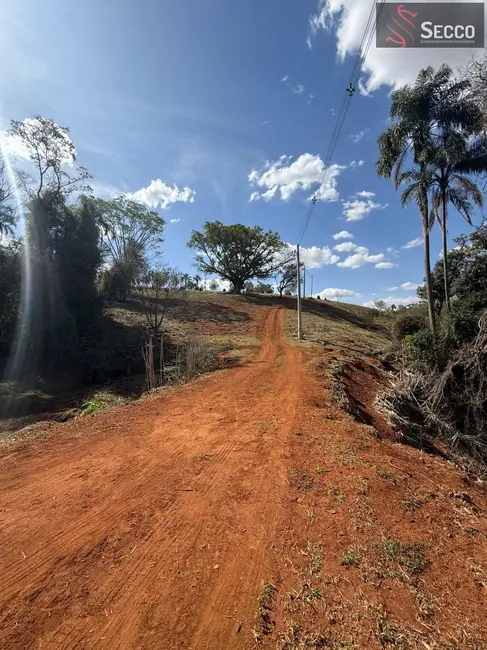 Foto 5 de Chácara à venda, 1050m2 em Botucatu - SP