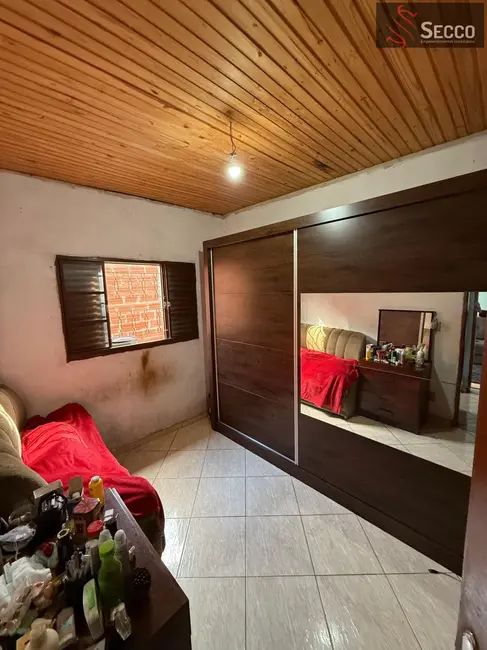 Foto 5 de Casa com 2 quartos à venda, 1050m2 em Botucatu - SP