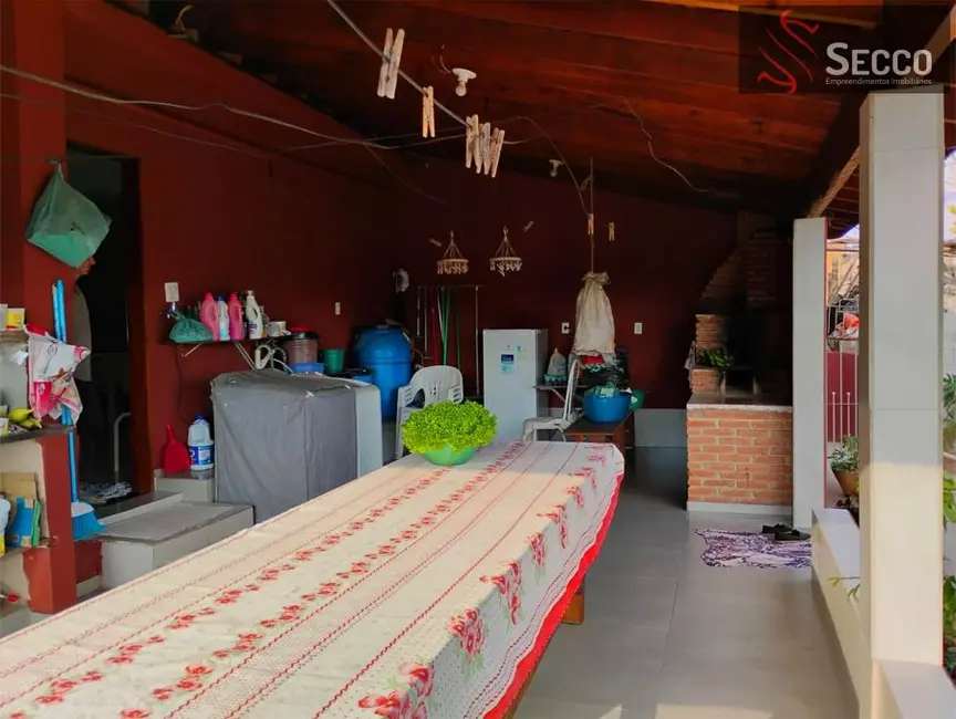 Foto 9 de Chácara com 4 quartos à venda, 1050m2 em Bofete - SP