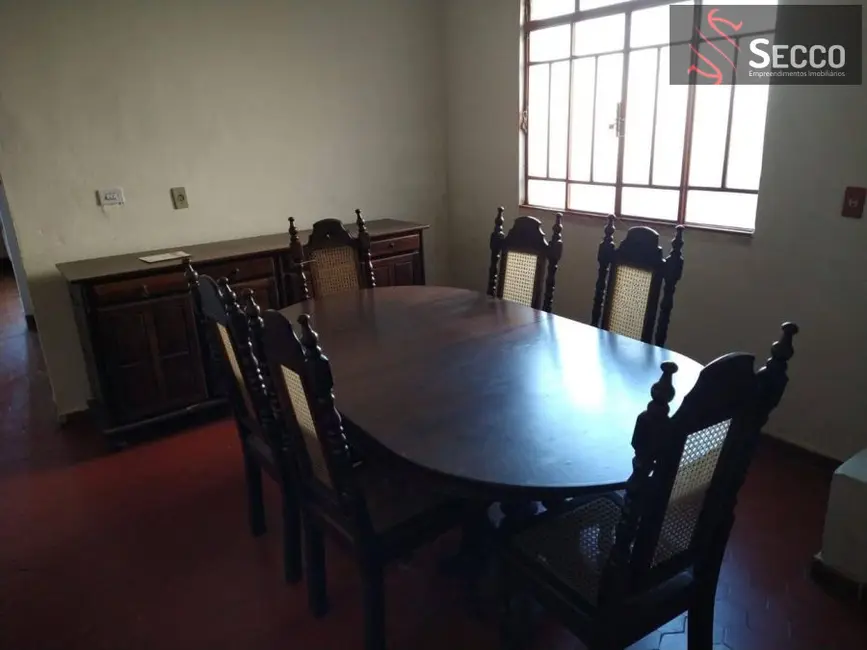 Foto 4 de Casa com 4 quartos à venda, 1050m2 em Centro, Botucatu - SP
