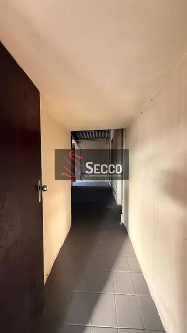 Foto 4 de Loja para alugar, 1050m2 em Botucatu - SP