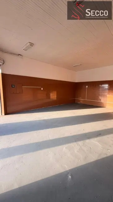 Foto 3 de Loja para alugar, 1050m2 em Botucatu - SP