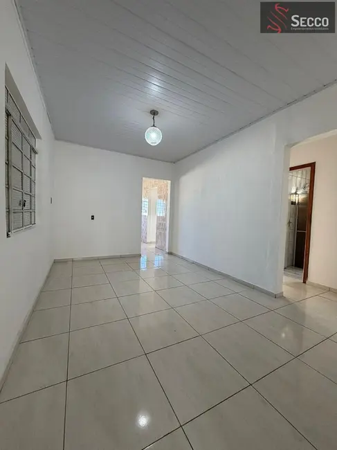 Casa com 3 quartos à venda, 1050m2 em Jardim Paraíso, Botucatu - SP - imagem 5 Foto 5 de Casa com 3 quartos à venda, 1050m2 em Jardim Paraíso, Botucatu - SP