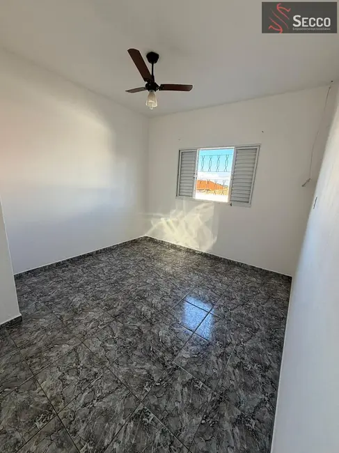 Casa com 3 quartos à venda, 1050m2 em Jardim Paraíso, Botucatu - SP - imagem 7 Foto 7 de Casa com 3 quartos à venda, 1050m2 em Jardim Paraíso, Botucatu - SP