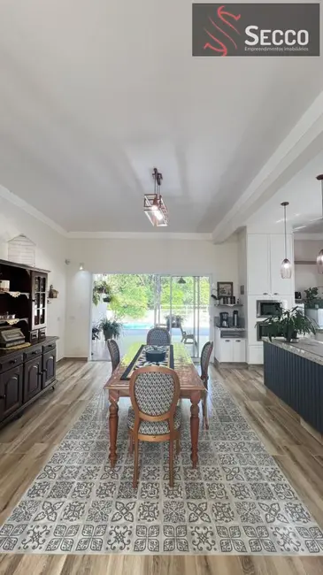 Foto 5 de Casa com 3 quartos à venda, 1050m2 em Pardinho - SP