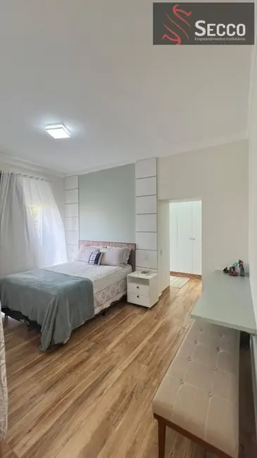 Foto 7 de Casa com 3 quartos à venda, 1050m2 em Pardinho - SP