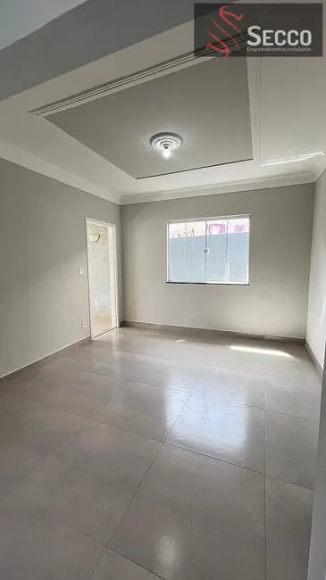 Foto 4 de Casa com 3 quartos à venda, 1050m2 em Jardim Paraíso, Botucatu - SP