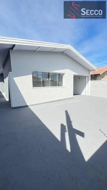 Foto 1 de Casa com 3 quartos à venda, 1050m2 em Jardim Paraíso, Botucatu - SP