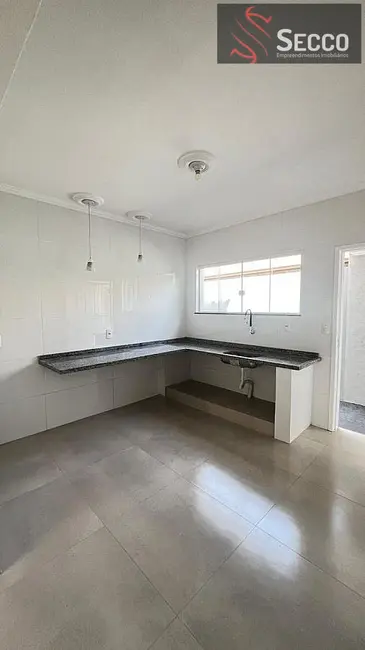 Foto 3 de Casa com 3 quartos à venda, 1050m2 em Jardim Paraíso, Botucatu - SP
