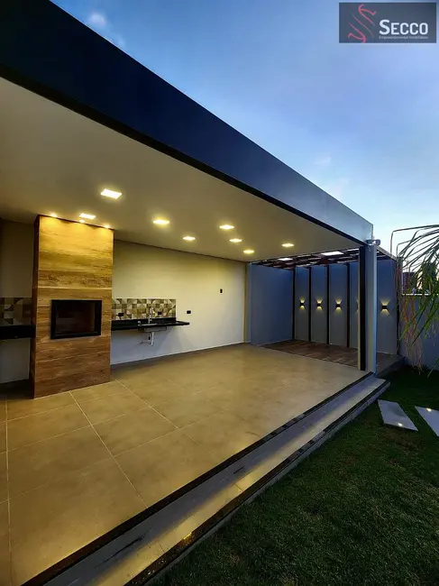 Foto 9 de Casa com 4 quartos à venda, 1050m2 em Centro, Botucatu - SP