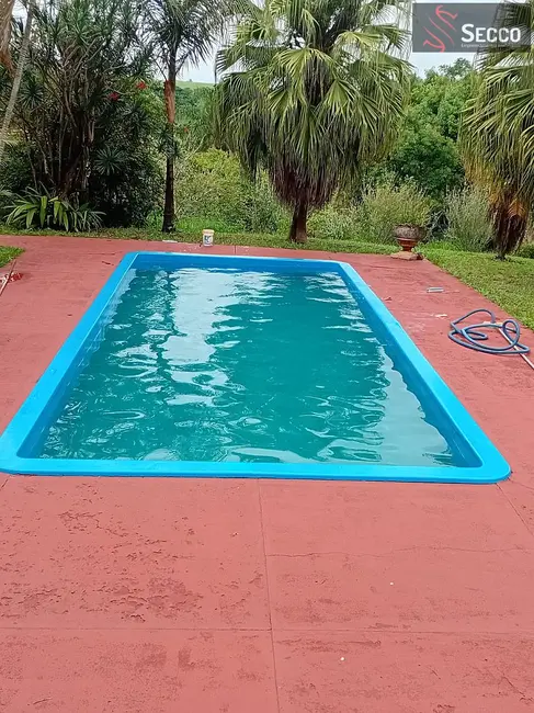 Chácara com 2 quartos à venda, 1050m2 em Botucatu - SP - imagem 8 Foto 8 de Chácara com 2 quartos à venda, 1050m2 em Botucatu - SP