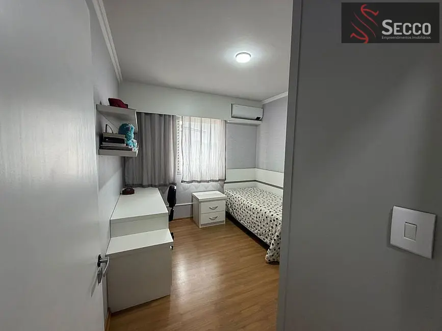 Apartamento com 3 quartos à venda, 1050m2 em Centro, Botucatu - SP - imagem 8 Foto 8 de Apartamento com 3 quartos à venda, 1050m2 em Centro, Botucatu - SP