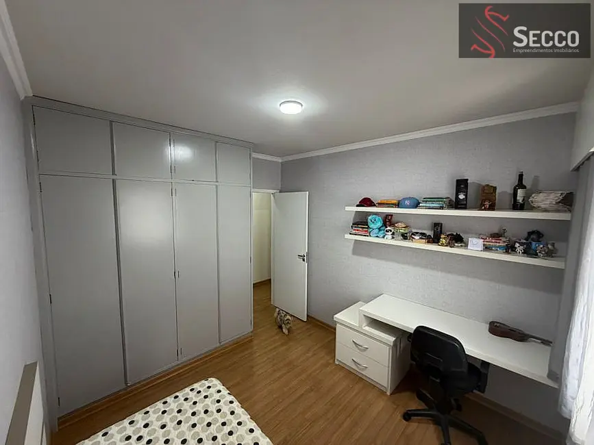 Apartamento com 3 quartos à venda, 1050m2 em Centro, Botucatu - SP - imagem 7 Foto 7 de Apartamento com 3 quartos à venda, 1050m2 em Centro, Botucatu - SP