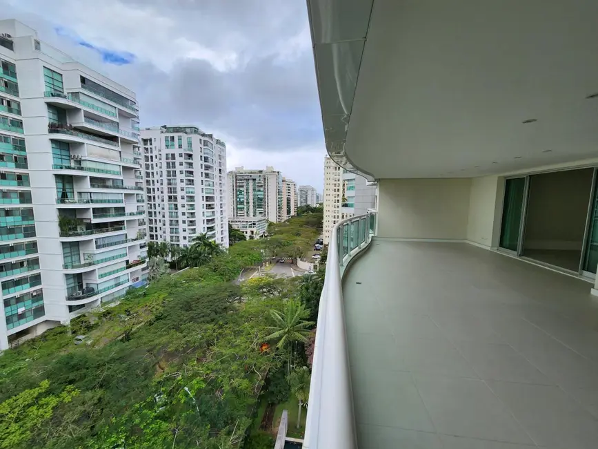 Apartamento com 4 quartos à venda, 298m2 em Rio De Janeiro - RJ - imagem 1 Foto 1 de Apartamento com 4 quartos à venda, 298m2 em Rio De Janeiro - RJ