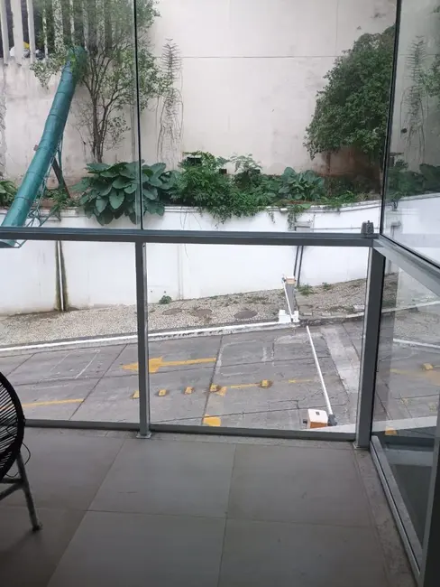 Loja com 1 quarto à venda, 45m2 em Rio De Janeiro - RJ - imagem 4 Foto 4 de Loja com 1 quarto à venda, 45m2 em Rio De Janeiro - RJ