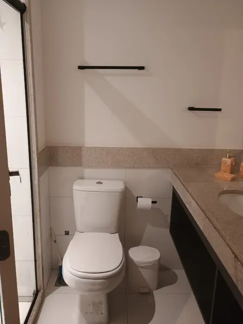 Loja com 1 quarto à venda, 45m2 em Rio De Janeiro - RJ - imagem 5 Foto 5 de Loja com 1 quarto à venda, 45m2 em Rio De Janeiro - RJ