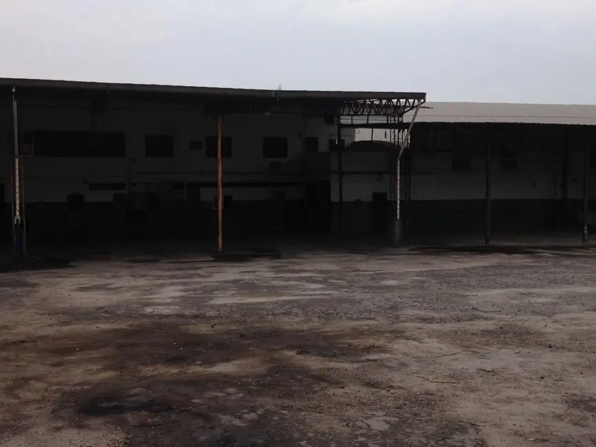 Armazém / Galpão à venda, 4500m2 em Duque De Caxias - RJ - imagem 5 Foto 5 de Armazém / Galpão à venda, 4500m2 em Duque De Caxias - RJ