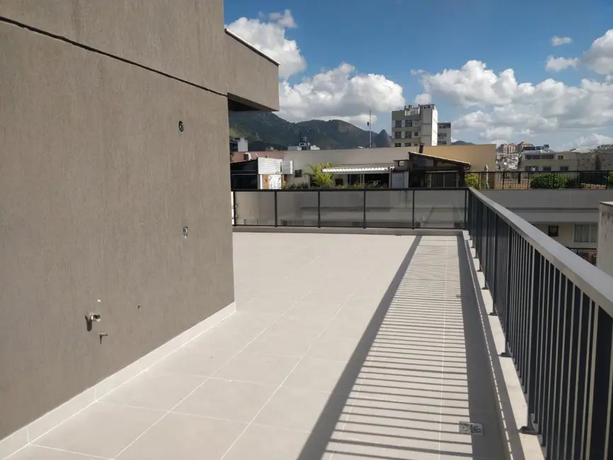 Cobertura com 4 quartos à venda, 221m2 em Rio De Janeiro - RJ - imagem 4 Foto 4 de Cobertura com 4 quartos à venda, 221m2 em Rio De Janeiro - RJ
