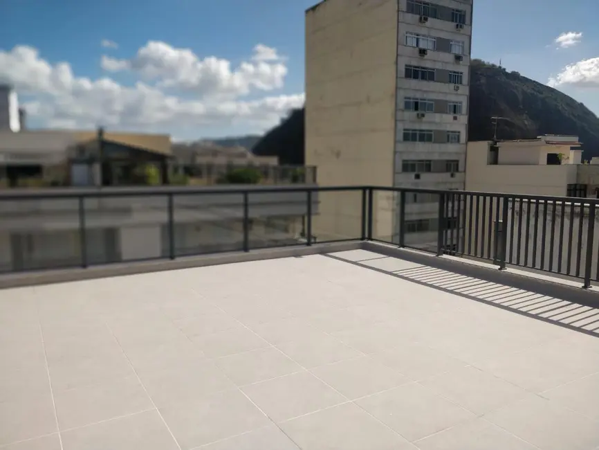 Cobertura com 4 quartos à venda, 221m2 em Rio De Janeiro - RJ - imagem 2 Foto 2 de Cobertura com 4 quartos à venda, 221m2 em Rio De Janeiro - RJ