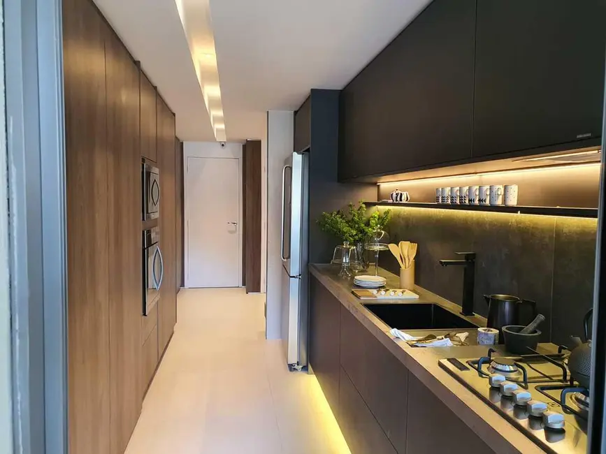 Apartamento com 4 quartos à venda, 188m2 em Rio De Janeiro - RJ - imagem 7 Foto 7 de Apartamento com 4 quartos à venda, 188m2 em Rio De Janeiro - RJ
