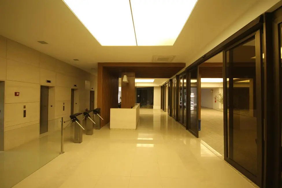 Foto 4 de Sala Comercial à venda, 24m2 em Niteroi - RJ