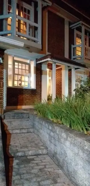 Foto 9 de Casa de Condomínio com 6 quartos à venda, 710m2 em Niteroi - RJ