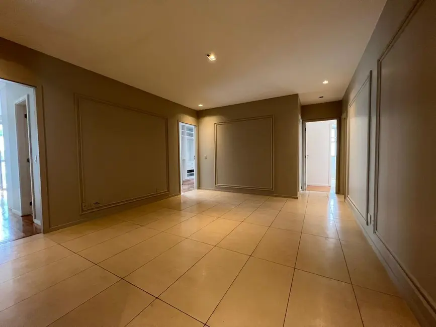 Foto 4 de Apartamento com 4 quartos à venda, 376m2 em Rio De Janeiro - RJ