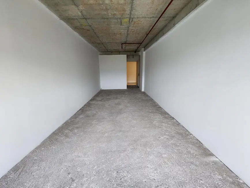 Sala Comercial à venda, 36m2 em Rio De Janeiro - RJ - imagem 4 Foto 4 de Sala Comercial à venda, 36m2 em Rio De Janeiro - RJ