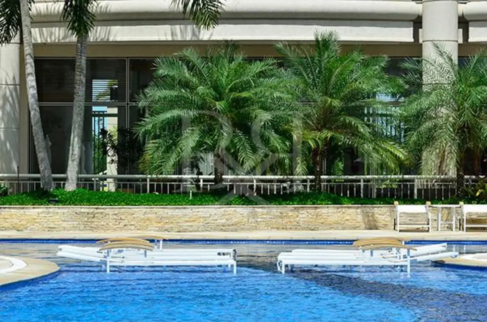 Apartamento com 3 quartos à venda, 288m2 em Rio De Janeiro - RJ - imagem 4 Foto 4 de Apartamento com 3 quartos à venda, 288m2 em Rio De Janeiro - RJ