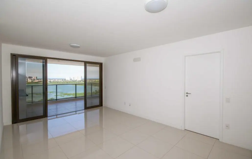 Apartamento com 3 quartos à venda, 131m2 em Rio De Janeiro - RJ - imagem 2 Foto 2 de Apartamento com 3 quartos à venda, 131m2 em Rio De Janeiro - RJ