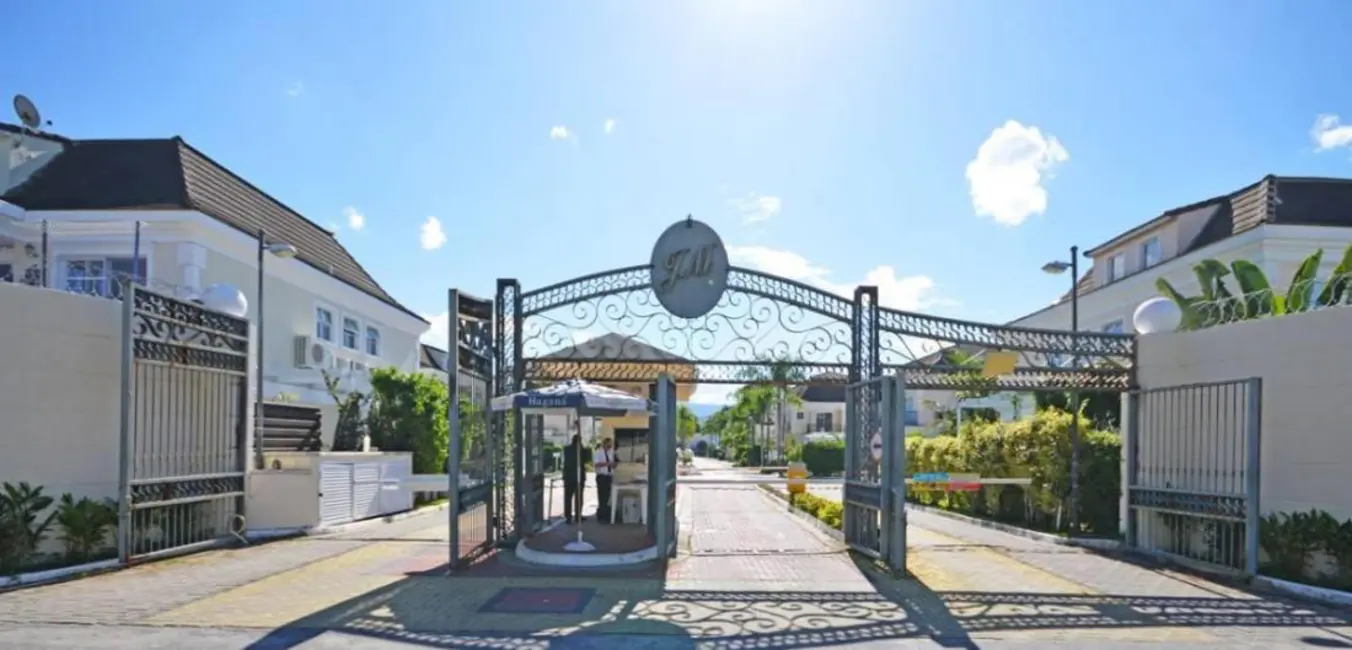 Foto 1 de Casa de Condomínio com 4 quartos à venda, 240m2 em Rio De Janeiro - RJ