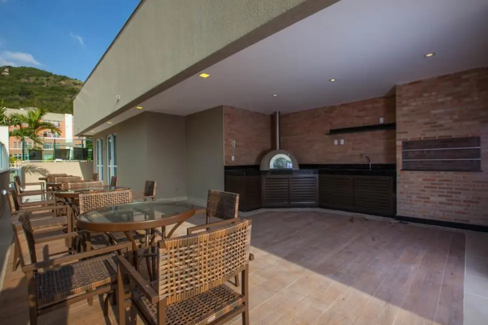 Apartamento com 2 quartos à venda, 61m2 em Rio De Janeiro - RJ - imagem 5 Foto 5 de Apartamento com 2 quartos à venda, 61m2 em Rio De Janeiro - RJ