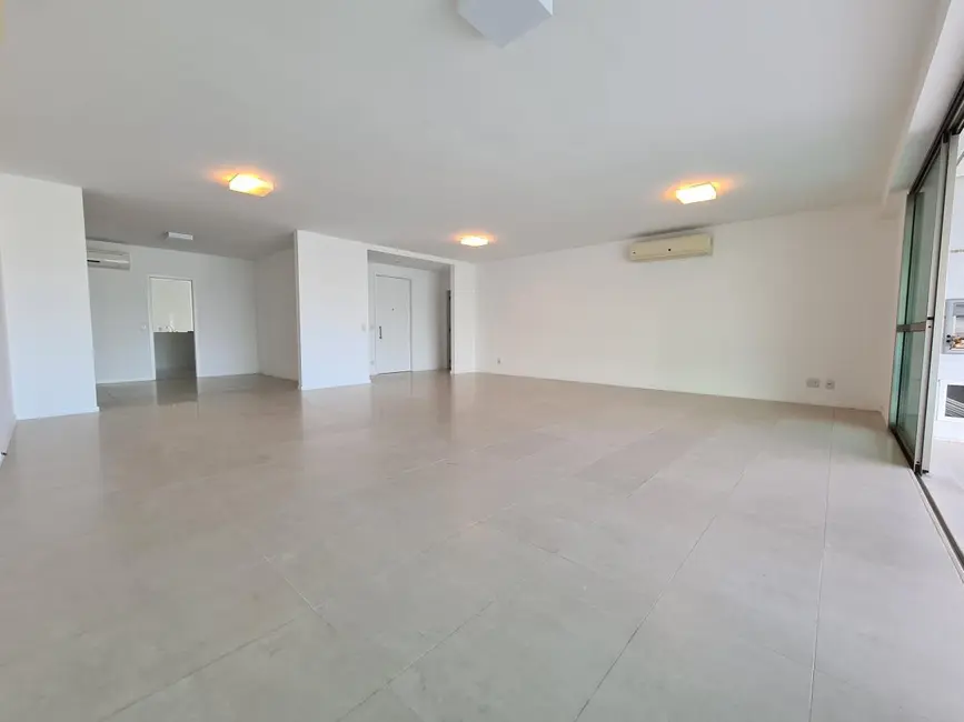 Foto 2 de Apartamento com 4 quartos à venda, 297m2 em Rio De Janeiro - RJ