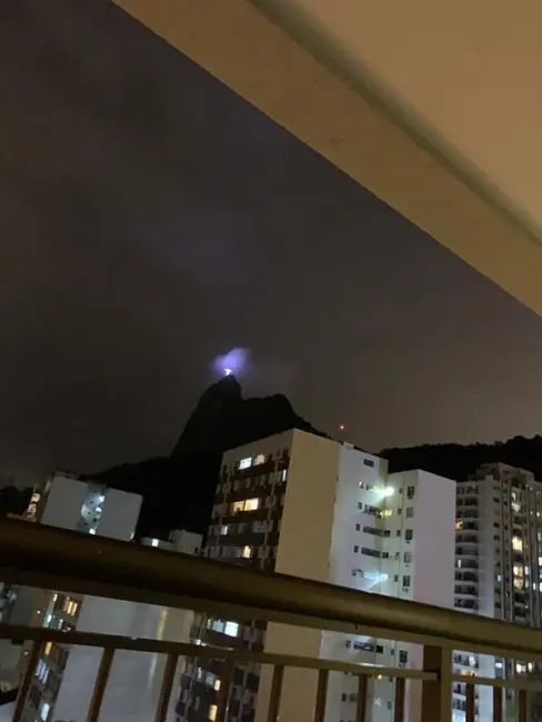 Foto 2 de Apartamento com 3 quartos à venda, 120m2 em Rio De Janeiro - RJ