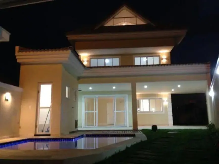 Foto 3 de Casa de Condomínio com 4 quartos à venda, 275m2 em Rio De Janeiro - RJ