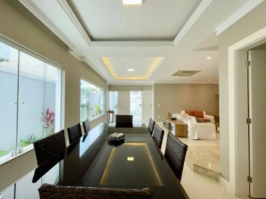 Casa de Condomínio com 5 quartos à venda, 300m2 em Rio De Janeiro - RJ - imagem 5 Foto 5 de Casa de Condomínio com 5 quartos à venda, 300m2 em Rio De Janeiro - RJ