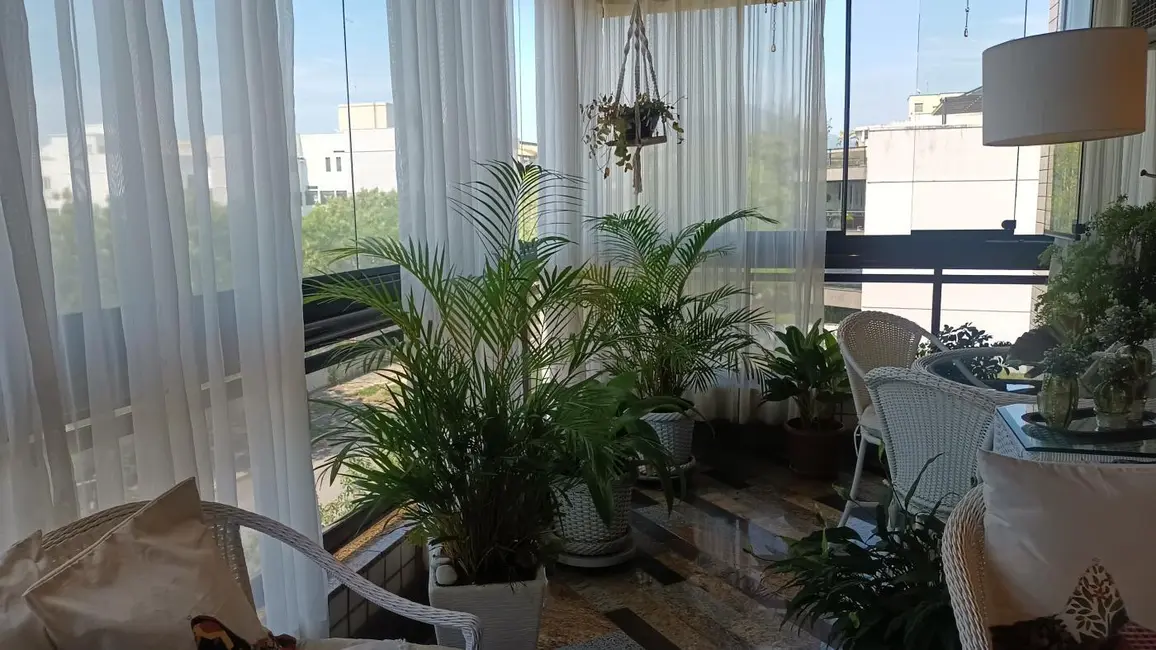 Foto 2 de Apartamento com 2 quartos à venda, 90m2 em Rio De Janeiro - RJ