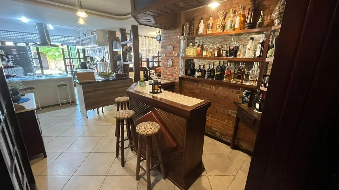 Casa de Condomínio com 5 quartos à venda, 282m2 em Rio De Janeiro - RJ - imagem 7 Foto 7 de Casa de Condomínio com 5 quartos à venda, 282m2 em Rio De Janeiro - RJ