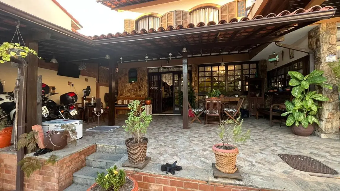 Casa de Condomínio com 5 quartos à venda, 282m2 em Rio De Janeiro - RJ - imagem 3 Foto 3 de Casa de Condomínio com 5 quartos à venda, 282m2 em Rio De Janeiro - RJ