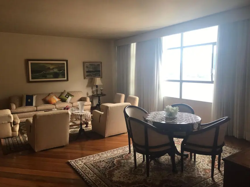 Foto 2 de Apartamento com 3 quartos à venda, 184m2 em Rio De Janeiro - RJ