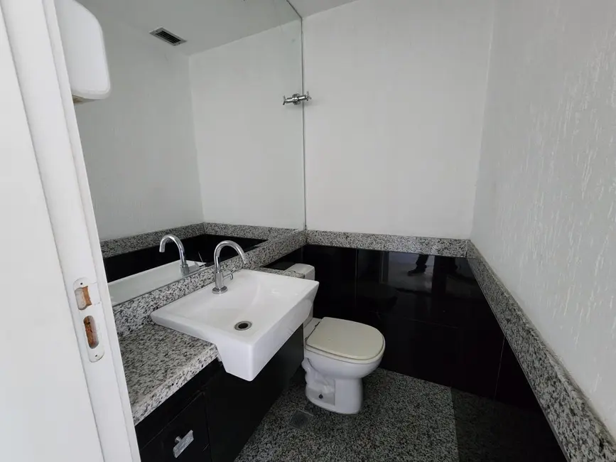 Foto 3 de Apartamento com 4 quartos à venda, 158m2 em Rio De Janeiro - RJ