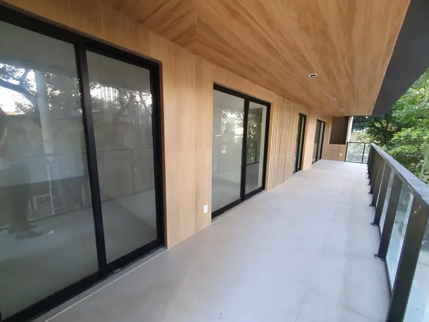 Apartamento com 3 quartos à venda, 133m2 em Rio De Janeiro - RJ - imagem 6 Foto 6 de Apartamento com 3 quartos à venda, 133m2 em Rio De Janeiro - RJ