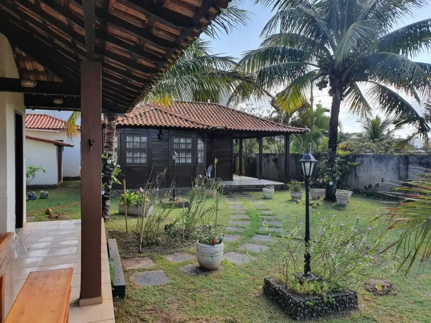 Foto 2 de Casa de Condomínio com 4 quartos à venda, 250m2 em Marica - RJ