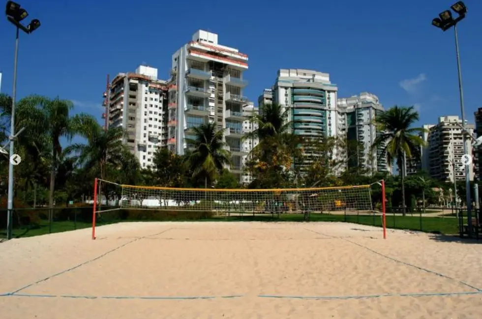 Apartamento com 4 quartos à venda, 197m2 em Rio De Janeiro - RJ - imagem 6 Foto 6 de Apartamento com 4 quartos à venda, 197m2 em Rio De Janeiro - RJ