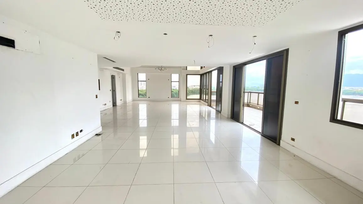 Foto 3 de Apartamento com 4 quartos à venda, 307m2 em Rio De Janeiro - RJ