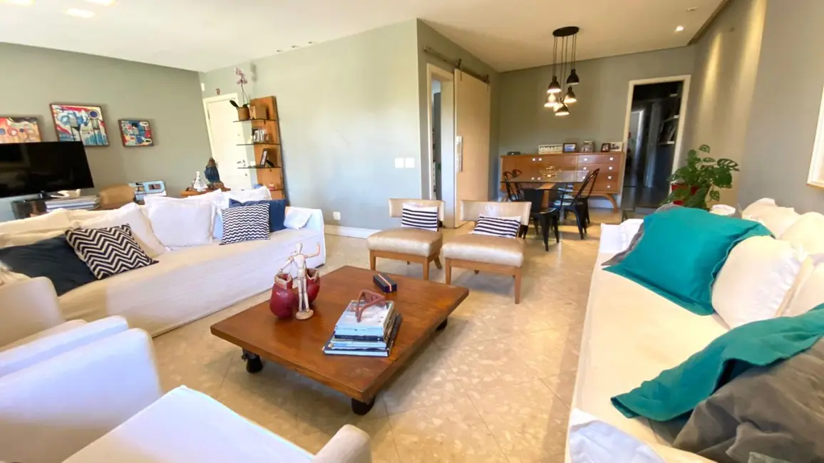 Foto 5 de Apartamento com 4 quartos à venda, 300m2 em Rio De Janeiro - RJ