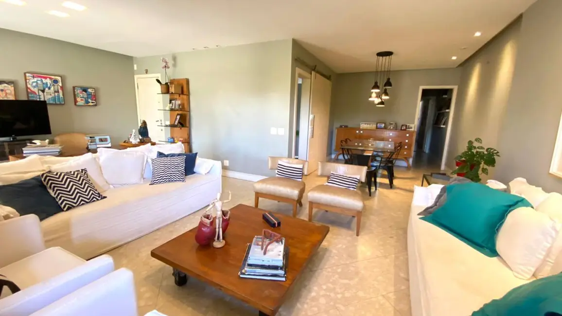 Foto 7 de Apartamento com 4 quartos à venda, 300m2 em Rio De Janeiro - RJ